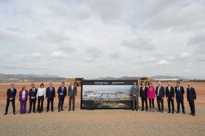 El Rey y Sánchez presiden la inauguración del inicio de la construcción de la gigafactoría del Grupo Volkswagen en Sagunto (Valencia)