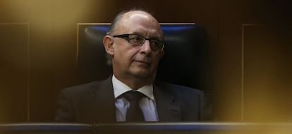 Cristóbal Montoro, en el pleno del Congreso de los Diputados.