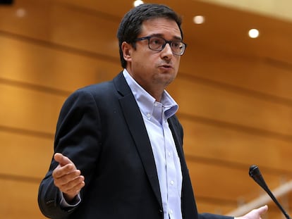 Óscar López, durante el pleno del Senado en una imagen de archivo.
