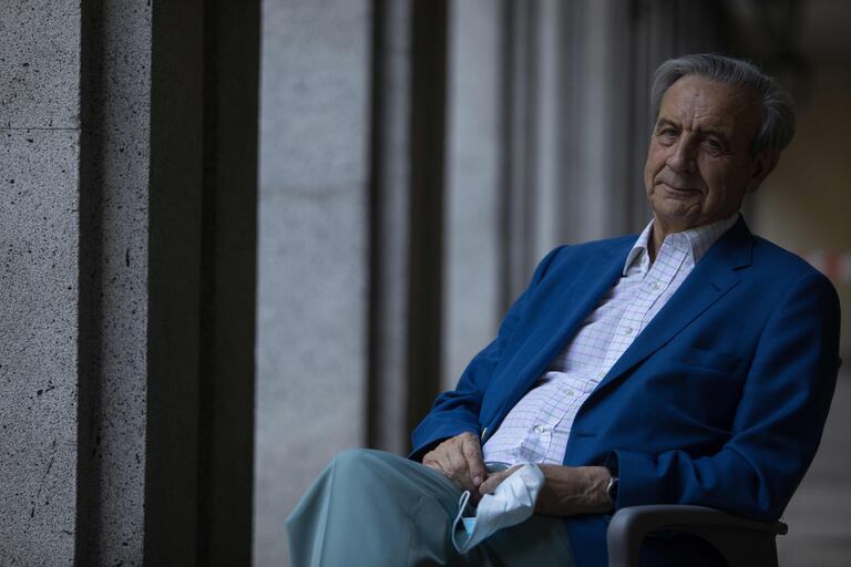 Antonio Burgueno El Asesor Sanitario De Ayuso Los Mayores De Residencias Quedaron Abandonados A Su Suerte En Toda Espana Incluido Madrid Madrid El Pais