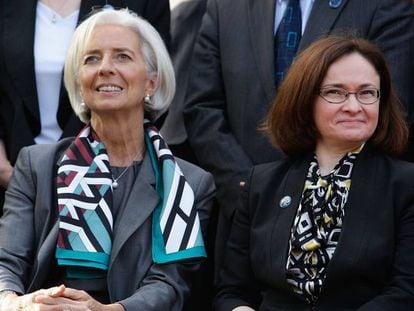 La presidenta del BCE, Christine Lagarde, y la presidenta del banco central de Rusia, Elvira Nabiullina, en una imagen de 2015.