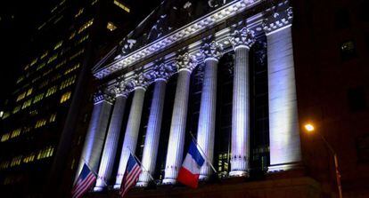 La Bolsa de Nueva York con una bandera francesa