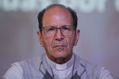 El padre Alejandro Solalinde durante una conferencia en diciembre del 2015.