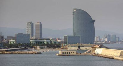 El lugar del puerto donde hasta este lunes se iba a construir el Hermitage de Barcelona.