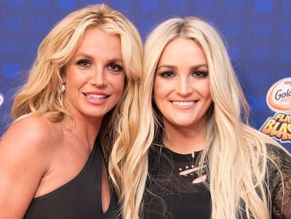 Britney y Jamie Lynn Spears, juntas en una gala de premios de 2017.