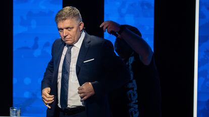 Robert Fico, antes de un debate electoral, en Bratislava.