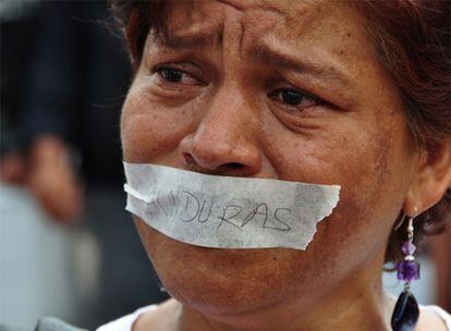 Una partidaria del presidente depuesto, Manuel Zelaya, durante una protesta en Tegucigalpa.