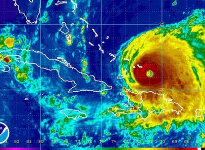 El ciclón se dirige hacia Cuba con toda su potencia de categoría 4