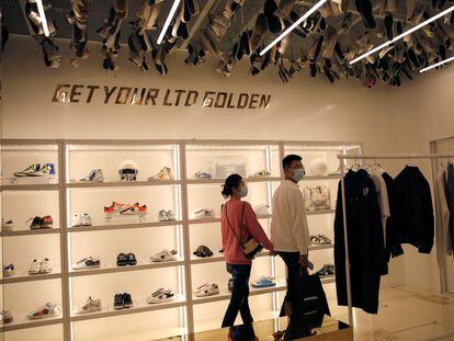 Zapatillas Golden Goose en una tienda de Pekín, en septiembre de 2020.