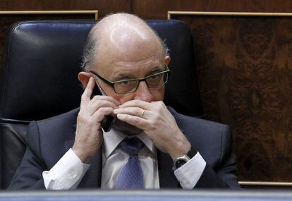 El ministro de Hacienda, Cristóbal Montoro, presidirá esta tarde el Consejo de Política Fiscal.