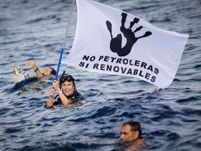 Protesta este s&aacute;bado en el mar frente a los sondeos en Canarias.