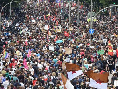 Vista de la protesta que se ha celebrado este sábado en Hamburgo, al norte de Alemania.
