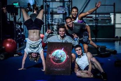Parte del elenco del Cirque du Soleil para el show inspirado en Soda Stereo.