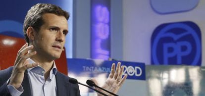 Pablo Casado en la presentación de la campaña del PP.