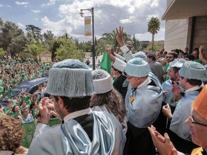 Manifestaci&oacute;n de la marea verde en el rectorado de la Universidad de las Islas Baleares. 