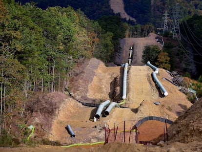 Proyecto de construcción del gasoducto Mountain Valley cerca de Elliston