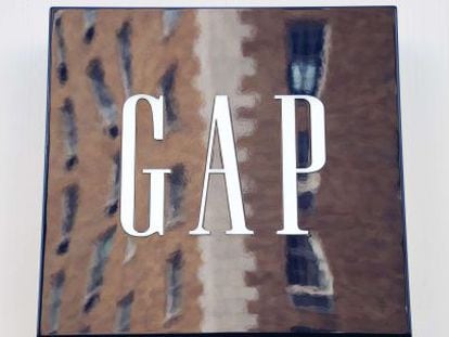 Un logo de Gap en un establecimiento de Washington.