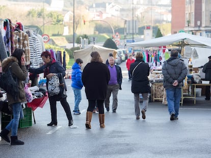 Mercadillo del Berrón, en Asturias, en 2016.