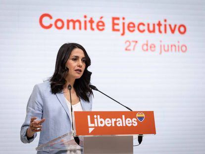 La presidenta de Ciudadanos, Inés Arrimadas, este lunes, durante su intervención el comité ejecutivo.