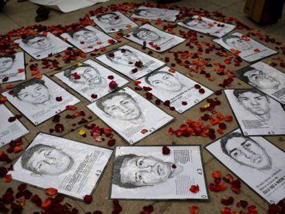 Dibujos de los estudiantes desaparecidos en Iguala, marzo de 2015.