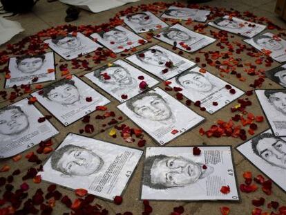 Dibujos de los estudiantes desaparecidos en Iguala, marzo de 2015.