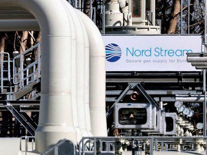Las tuberías en las instalaciones de recalada del gasoducto 'Nord Stream 1' se muestran en Lubmin, Alemania.
