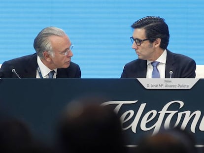 Isidro Fain&eacute; y Jos&eacute; Mar&iacute;a &Aacute;lvarez-Pallete.