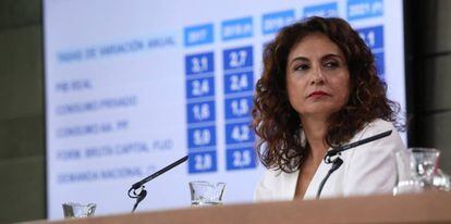 La ministra de Hacienda, María Jesús Montero, en la conferencia de prensa posterior al Consejo de Ministros.