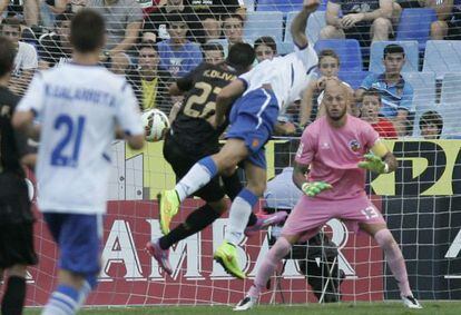 Borja marca el primer gol del Zaragoza.
