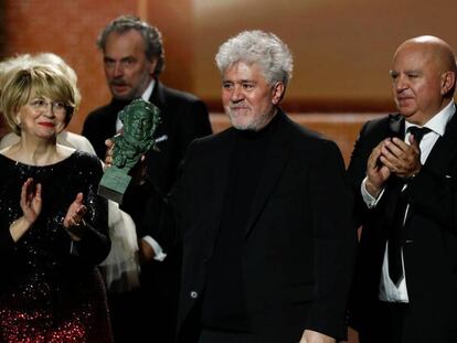 "Dolor y gloria" de Almodóvar se impone en los 34 Premios Goya