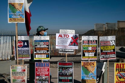 Protesta frente al muro fronterizo de Tijuana el 15 de febrero de 2022.