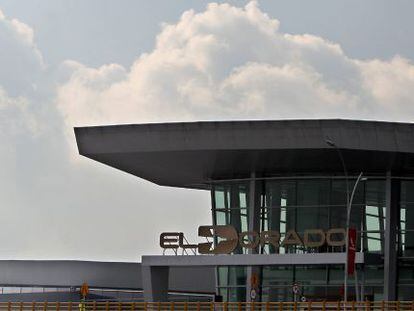 Vista del aeropuerto de Bogot&aacute;, este jueves.