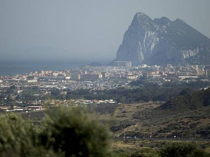 Vista de La Línea de la Concepción, cuyas cuentas públicas presentan riesgos de sostenibilidad. 