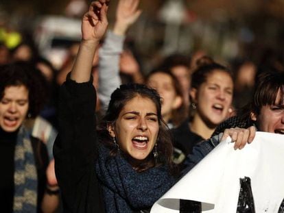 Protesta de alumnas contra el acoso sexual, el pasado diciembre en la Complutense de Madrid.