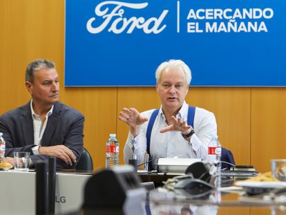 Jesús Alonso, Presidente y CEO de Ford Iberia (izquierda) y Hans Schep, director de Ford Pro en Europa, en una imagen cedida por la empresa.