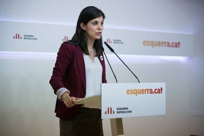 Rueda de prensa de Marta Vilalta, portavoz de Esquerra, tras conocer los resultados de la consulta interna a la militancia sobre la investidura de Pedro Sánchez.