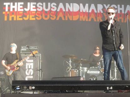 Actuación de Jesus and Mary Chain en el 4ever festival de Valencia.