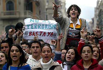 Los estudiantes de secundaria se manifestaron ayer por la mañana en Barcelona.