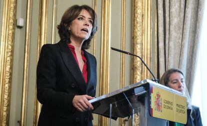 Dolores Delgado, este lunes durante el acto de traspaso de la cartera de Justicia.