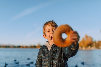 El síntoma más común para niños menores de dos años se denomina hábito celíaco y “se caracteriza por la aparición de retraso pondero-estatural o pérdida de peso".