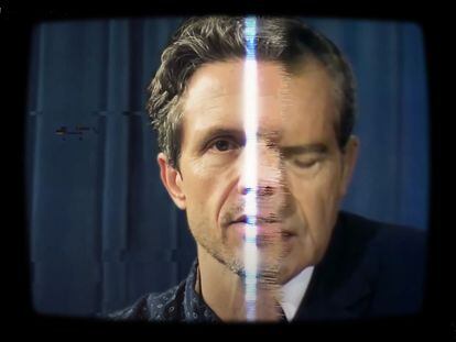'Deepfake' [vídeo manipulado] del expresidente de Estados Unidos Richard Nixon, en el que se han utilizado tecnologías de inteligencia artificial y aprendizaje automático, realizado por Francesca Panetta y Halsey Burgun en el Instituto Tecnológico de Massachusetts.