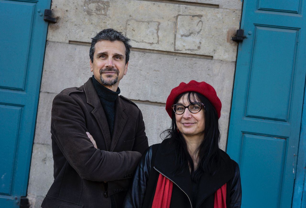Pedro Ramos y Mónica Rodríguez, ganadores de la 30ª edición de los premios Edebé de literatura infantil y juvenil.