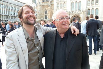 René Redzepi (izquierda) saluda al cocinero español Juan Mari Arzak.