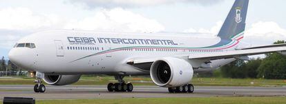 El Boeing 777 de la compañía ecuatoguineana Ceiba.