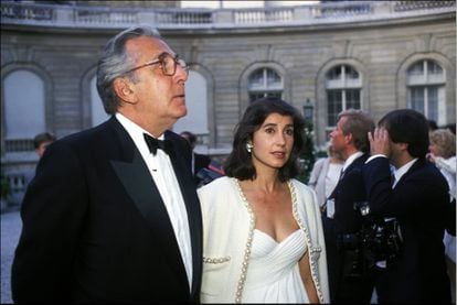 Jean-Marie Rossi y su entonces esposa, Carmen Martínez-Bordiú, en una fiesta en París en honor a los reyes Carlos Gustavo y Silvia de Suecia, en mayo de 1990.