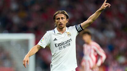 Luka Modric durante el partido entre el Real Madrid y el Atlético el pasado domingo.