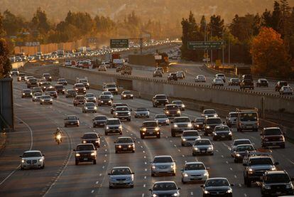 La industria automovilística se opone a limitar las emisiones de ozono.