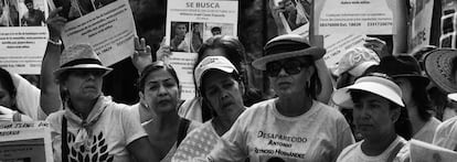 Familiares de personas desaparecidas, protestan en la ciudad de Guadalajara en mayo de 2018. Jalisco es el Estado con el mayor numero de desaparecidos en México.