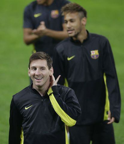 Messi y Neymar en San Siro.