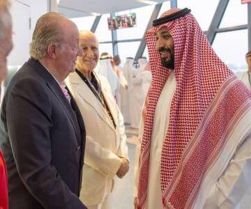 El príncipe Mohamed Bin Salmán, con el rey Juan Carlos.